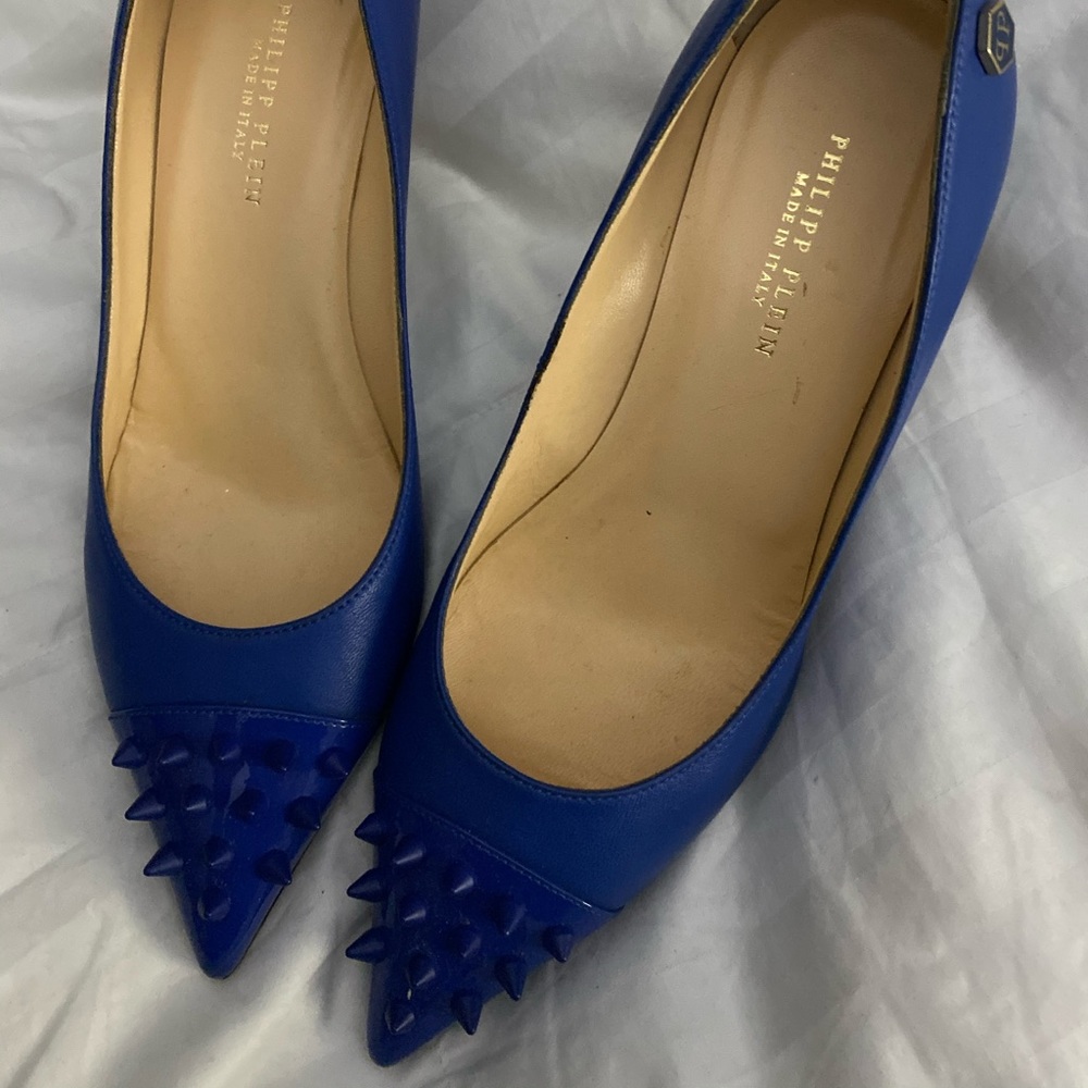 Blue PP shoes 👠 almost as new but check the pics